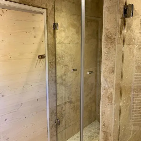 Grand Les De Fallot Pour 19 Personnes - Piscine Naturelle L'isle-Bouzon